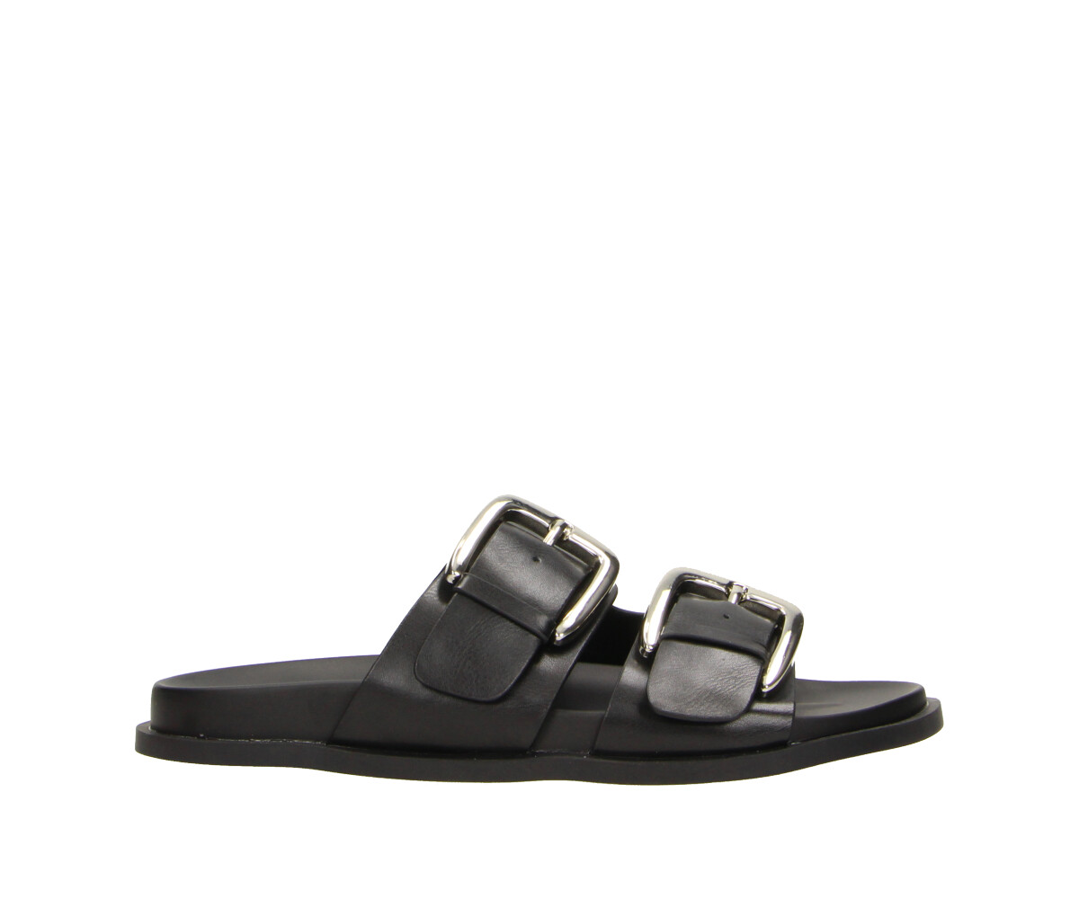 ქოში CLAUDIA GHIZZANI