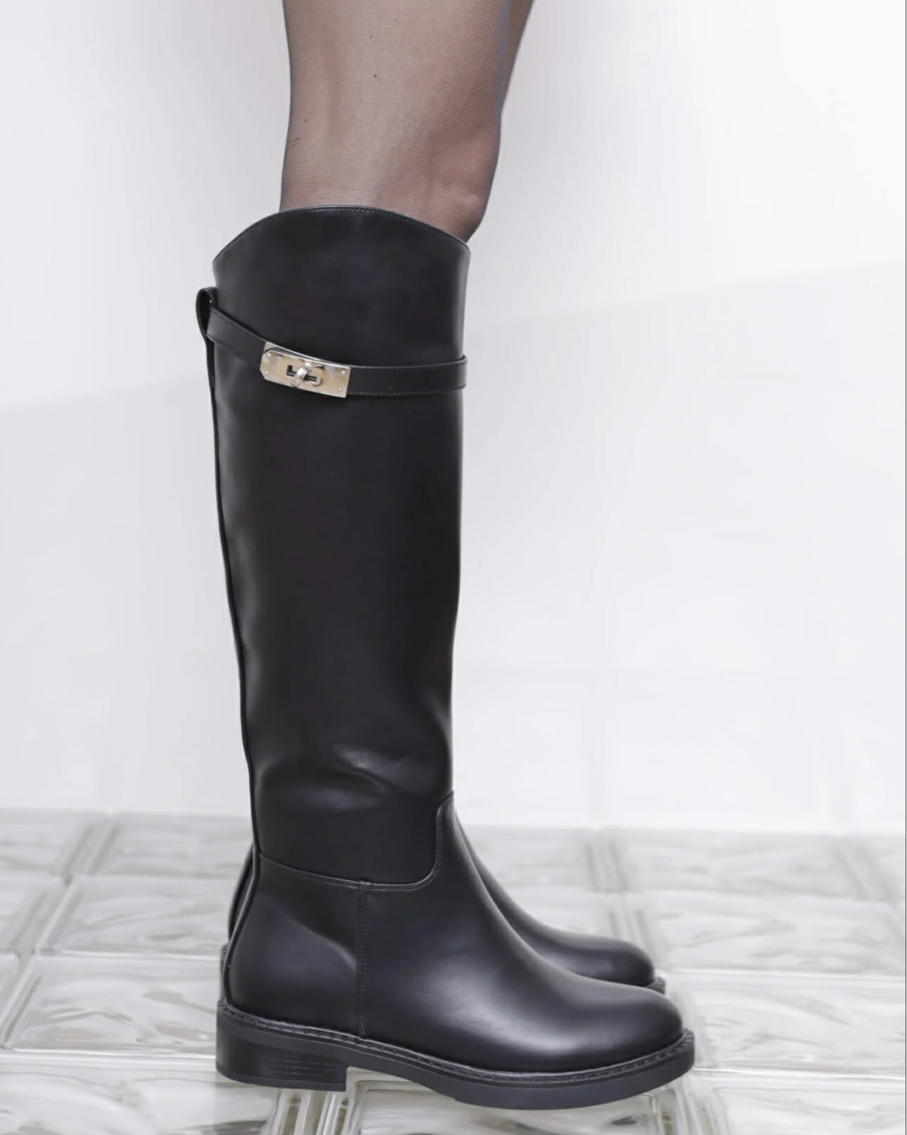 ჩექმა CRICHIC