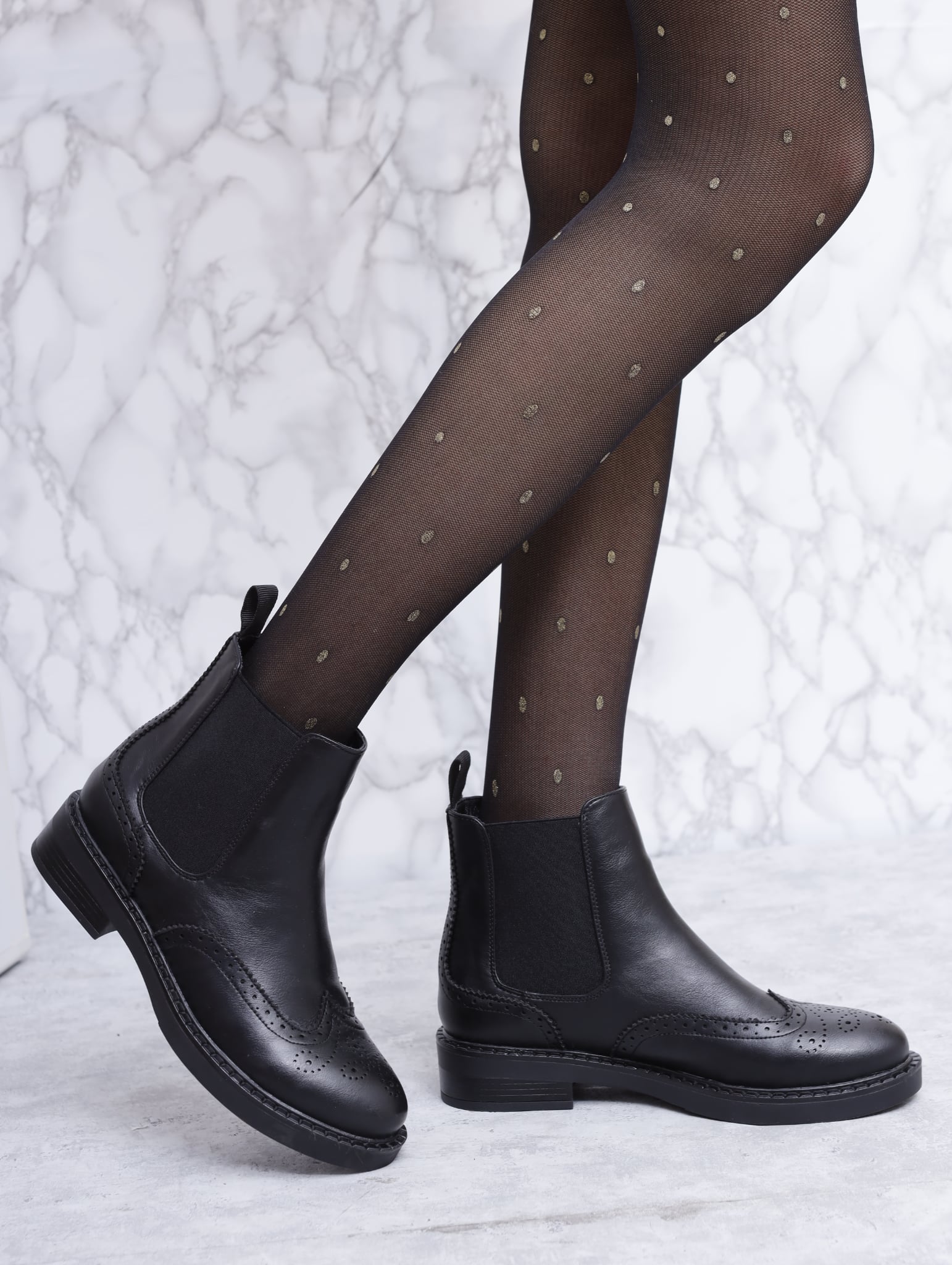 შუზი CRICHIC