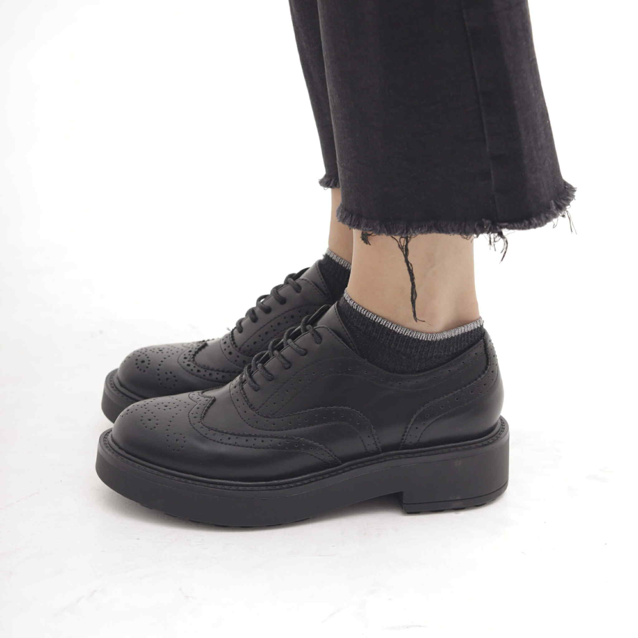 ფეხსაცმელი CRICHIC