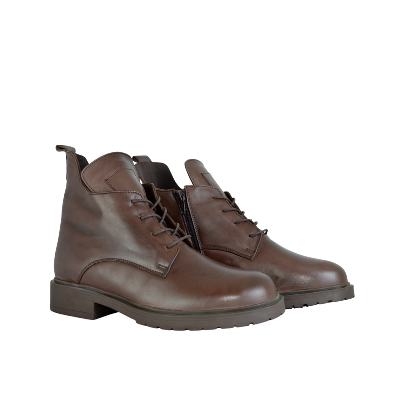 შუზი Molly Bessa