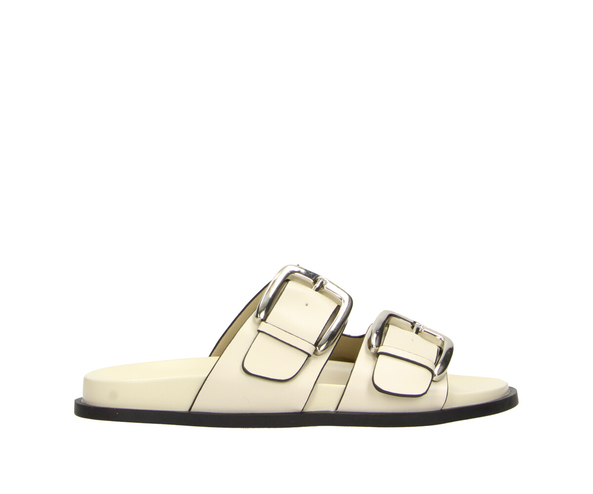 ქოში CLAUDIA GHIZZANI