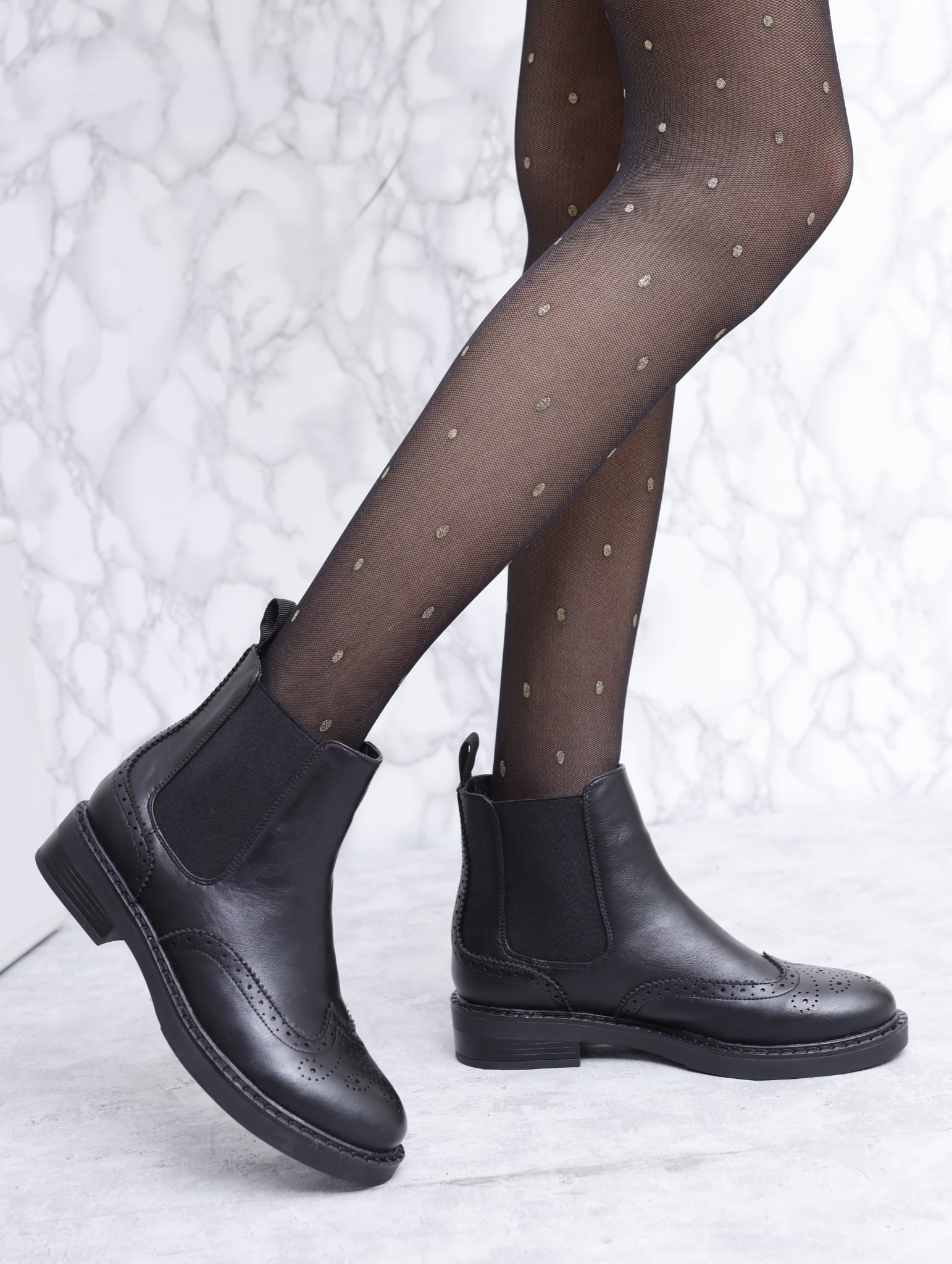 შუზი CRICHIC