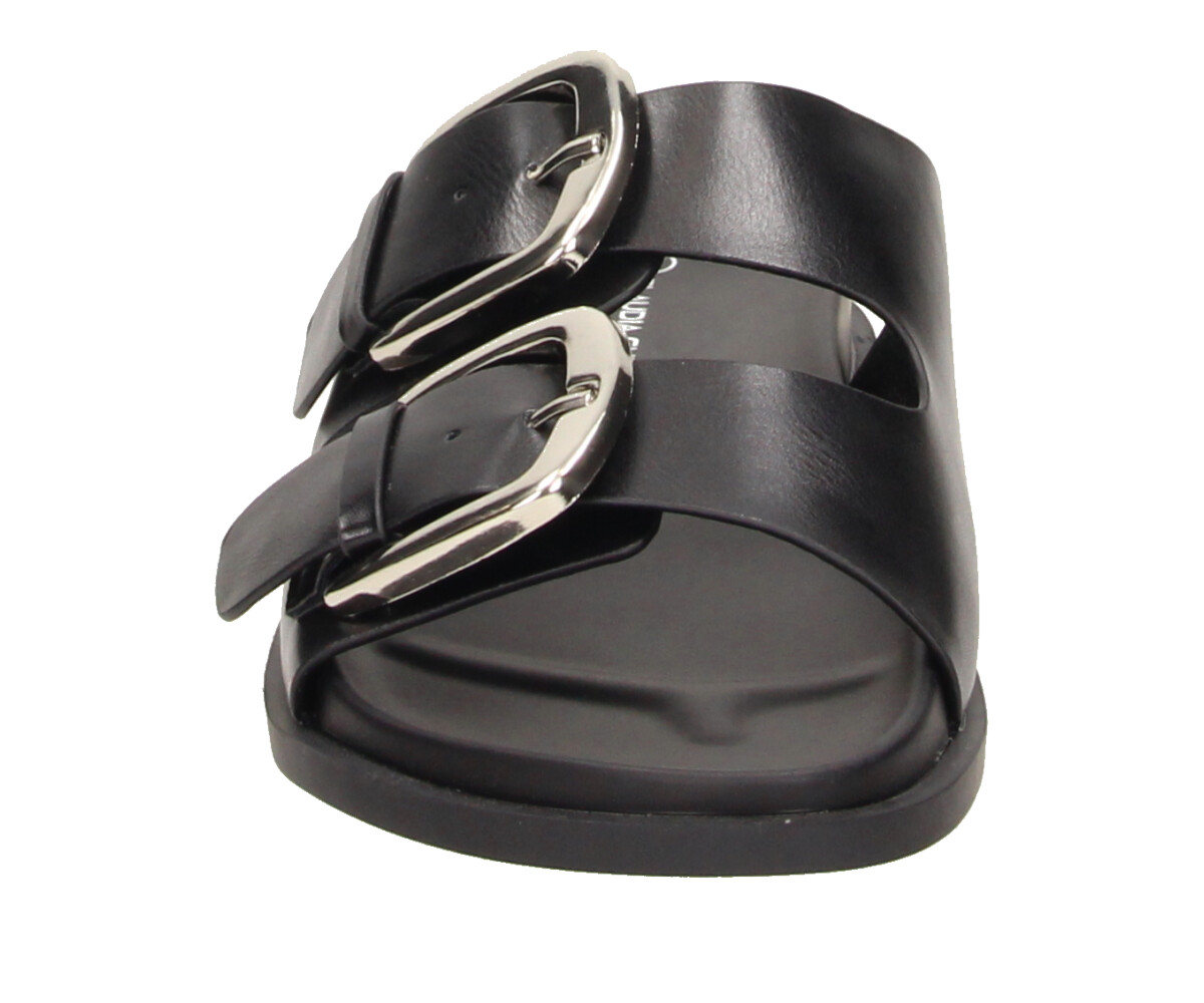 ქოში CLAUDIA GHIZZANI