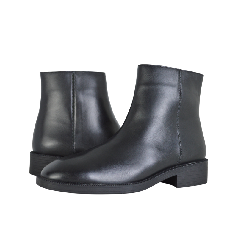 შუზი Molly Bessa